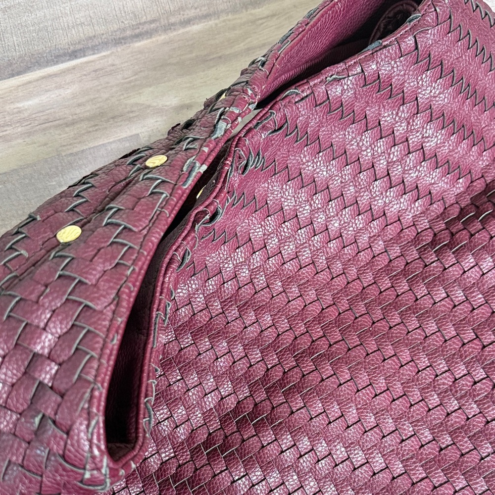 Deux Lux Burgundy Woven Hobo Bag - Picture 9 of 9